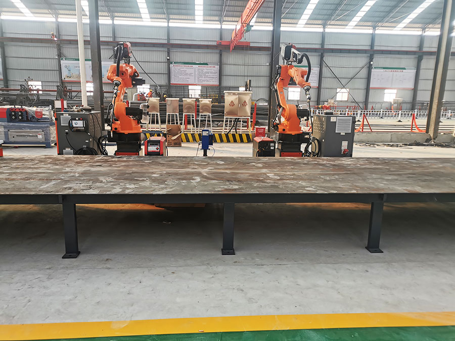 六轴式盖梁骨架焊接机器人 六轴式盖梁骨架焊接机器人