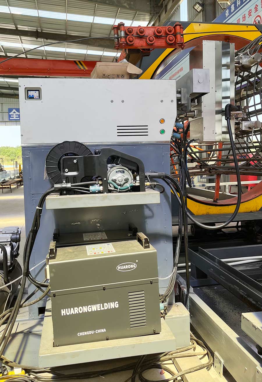 滚焊机自动焊接机械臂